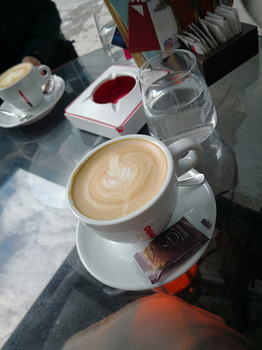 Gorenjska cesta 19a, 4240 Radovljica