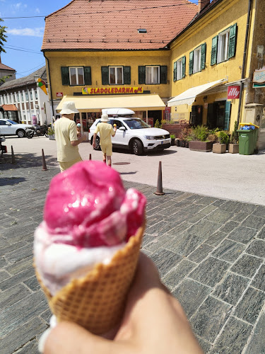 Sladoledarna M, Demiri Basri S.P. - Gastronomija in gostinstvo