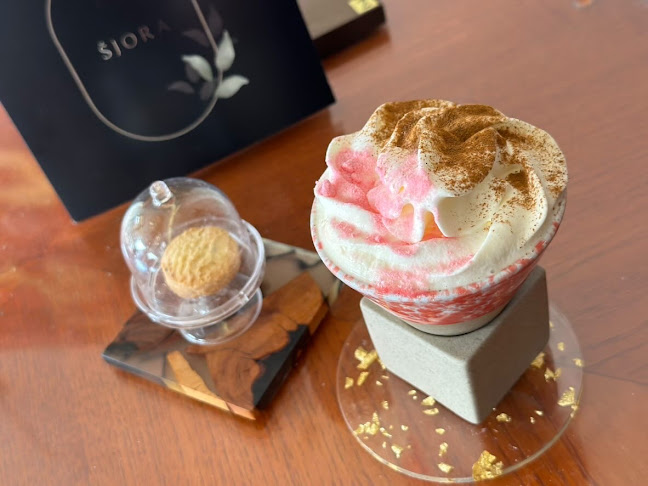 Ulica Jana Husa 1, 1000 Ljubljana