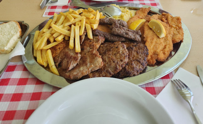 Restavracija Boem Beli Križ - Gastronomija in gostinstvo