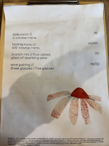 vhod iz Malega trga, Trubarjeva cesta 7, 1000 Ljubljana