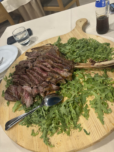 Picerija in gostilna Paradiso - Valentina - Gastronomija in gostinstvo