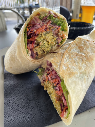 Opinii despre Tavci Kuhna & Ayatana deli în Lesce - Gastronomija in gostinstvo