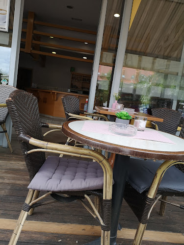 Opinii despre Kava bar Lipa, Andreja Čadej, s.p., Cesta Leona Dobrotinška 3, Šentjur în Šentjur - Gastronomija in gostinstvo