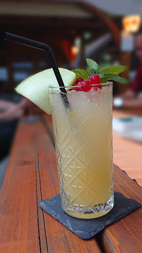 Comentarii opinii despre KOKTAJL, mešanje pijač, d.o.o., PR FARTKU (koktajl bar)