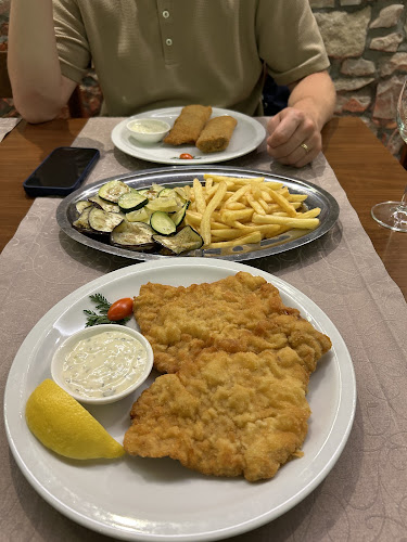 Vrhpolje 40c, 5271 Vipava