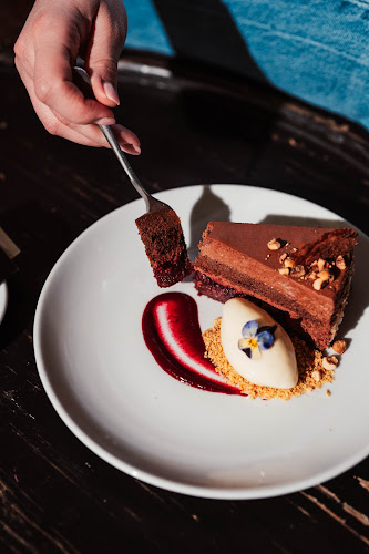 Glavni trg 8, 2000 Maribor