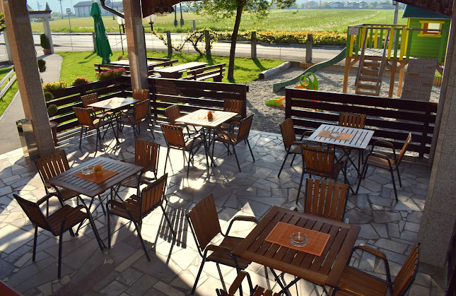 Gostilna Pri Slavki, S.P. Valentin Svetelj