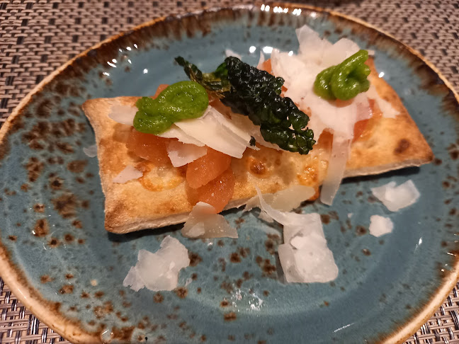 Tržaška c. 5, 1000 Ljubljana