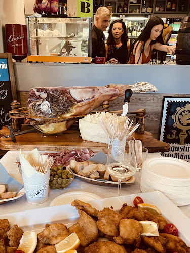 Comentarii opinii despre MOON Caffe&Wine