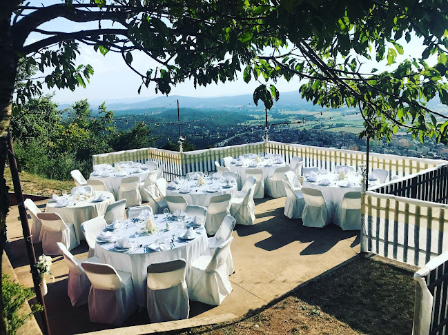 Koča Mladika na Pečni rebri (733 m)