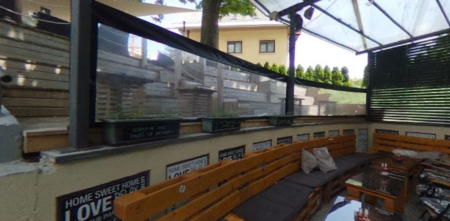 Opinii despre Šmeks lounge bar Radovljica în Radovljica - Gastronomija in gostinstvo