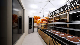 Pekarna vevče papirniški trg 14