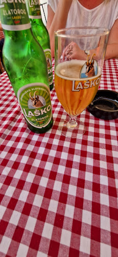 Comentarii opinii despre Baščaršija (Koper Carpacciov trg)