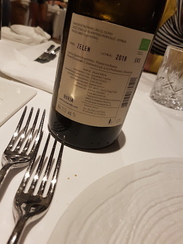 Trg Izgnancev 7, 8250 Brežice