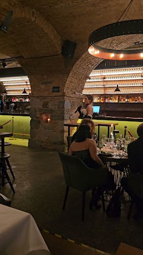 The Place. Good Food & Music. - Gastronomija in gostinstvo