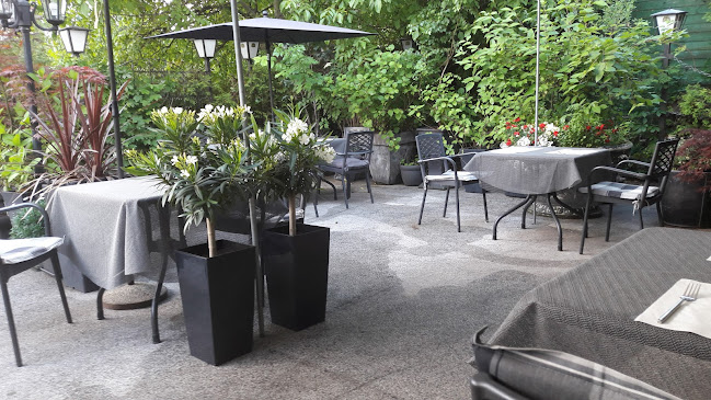 Zox, Gostinstvo, Turizem, Trgovina In Storitv Jesenice D.O.O.