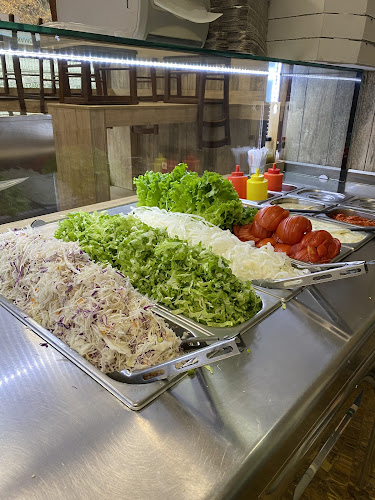 Comentarii opinii despre Fast Food FUTR