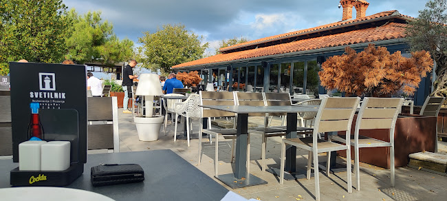 Restavracija in Lounge bar CAPPUCCINO Svetilnik