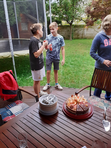 Opinii despre Top bar - točenje pijač Martina Černač s.p. în Ljubljana - Gastronomija in gostinstvo