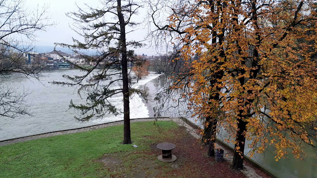 Opinii despre Pavilion Cafee Bar în Ljubljana - Gastronomija in gostinstvo