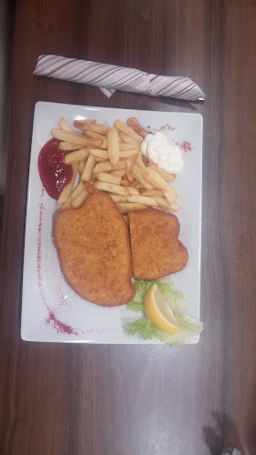 Comentarii opinii despre Okrepčevalnica MAL'CA