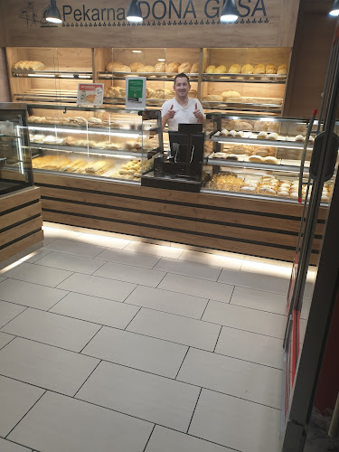 Pekarna Dona - Gastronomija in gostinstvo