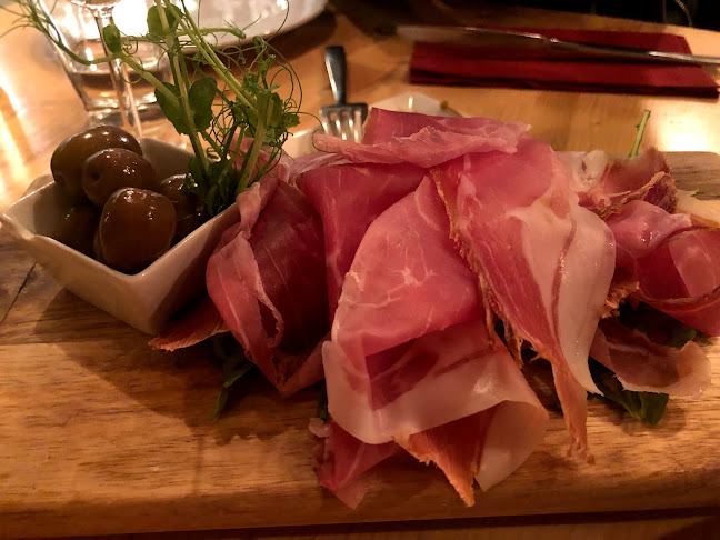 Druga violina - Gastronomija in gostinstvo