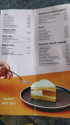 Slaščičarna Urška - Gastronomija in gostinstvo