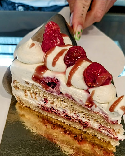 Opinii despre Kavarna Čopomana în Ljubljana - Gastronomija in gostinstvo