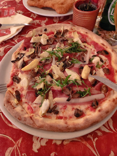 Liminjanska cesta, Športna dvorana 78, 6320 Lucija