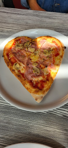 Pivovarna, Pivnica, Pizzeria Diavolo - Gastronomija in gostinstvo