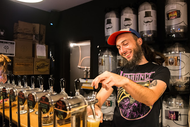 Ghetto Something - Gastronomija in gostinstvo