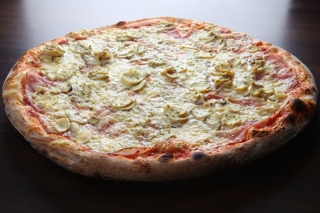 Restaurant & Pizzerija Briksen Bled