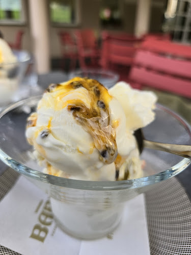 SLAŠČIČARNA SLADKA KASTINA - Gastronomija in gostinstvo