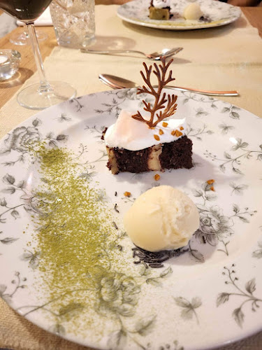 Gaudi&Naan - Gastronomija in gostinstvo