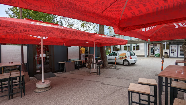 Novi trg 8, 6230 Postojna