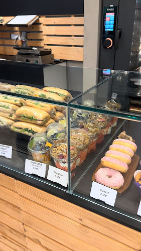 Market by the Lake - Bled