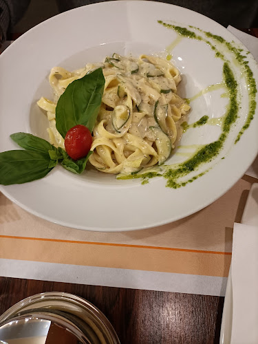 Restavracija Fresco - Gastronomija in gostinstvo