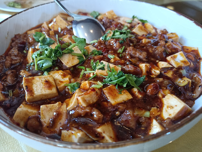 Kitajska restavracija “Happy Garden" - Gastronomija in gostinstvo