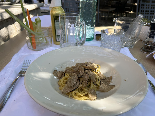 GOSTINSTVO IN TURIZEM ROBERT GRAHOR S.P.