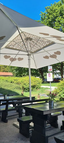 Gostilna Pri treh ribnikih - Gastronomija in gostinstvo