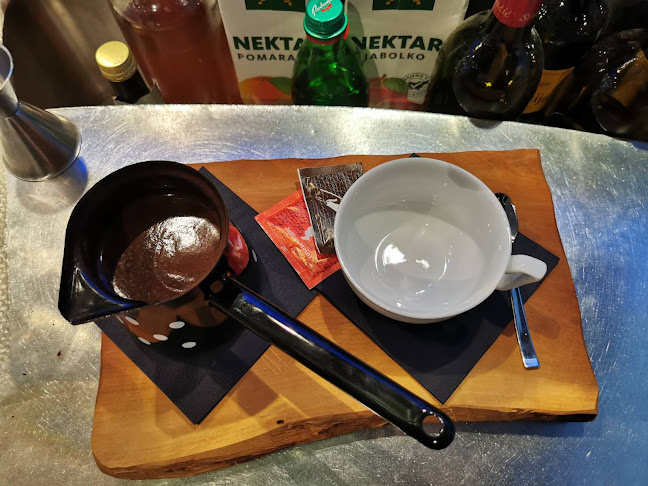 Bella caffe - Gastronomija in gostinstvo