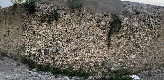 Glavni trg 1, 5271 Vipava