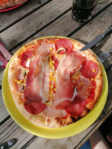 Pizzeria Popaj - Gastronomija in gostinstvo