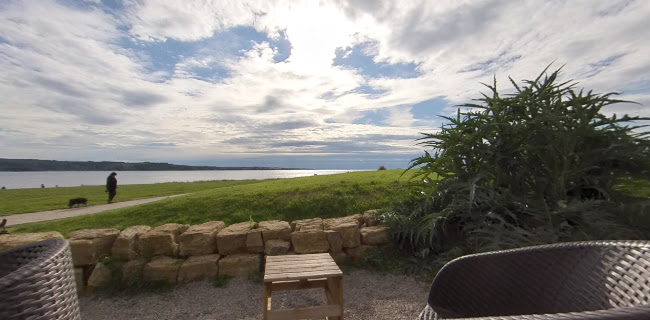 Sunset beach bar - Gastronomija in gostinstvo