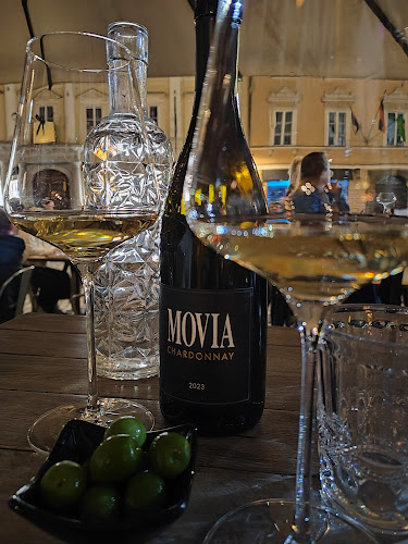Vinoteka Movia - Gastronomija in gostinstvo