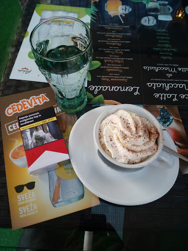 Aurora - Gastronomija in gostinstvo