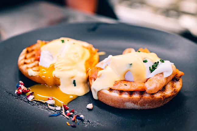 Opinii despre Bazen Bar & BBQ în Kranj - Gastronomija in gostinstvo