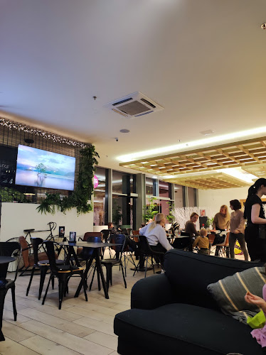 Opinii despre Cheers Bar în Ljubljana - Gastronomija in gostinstvo